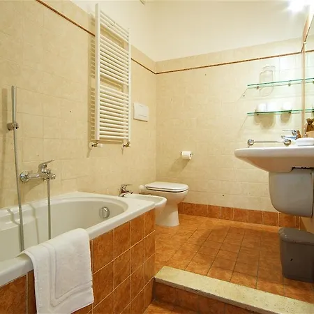 Palazzetto Fiorini شقة
